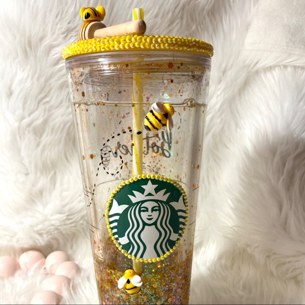 Starbucks Tumbler Inspired Winnie pooh Snowglobe Tumbler - Picture 3 of 14